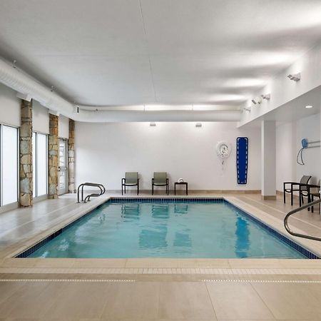 Doubletree By Hilton Pittsburgh Airport Hotel Moon Township Eksteriør billede
