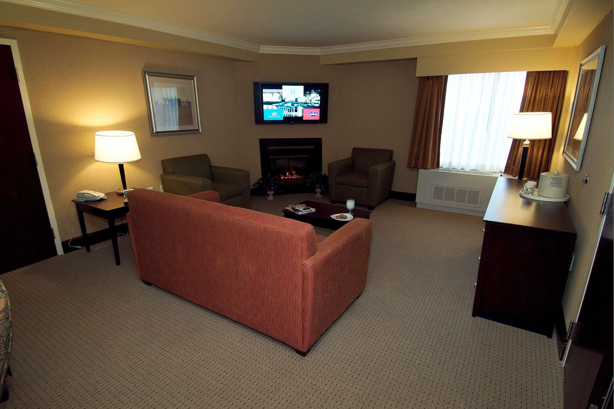 Doubletree By Hilton Pittsburgh Airport Hotel Moon Township Eksteriør billede