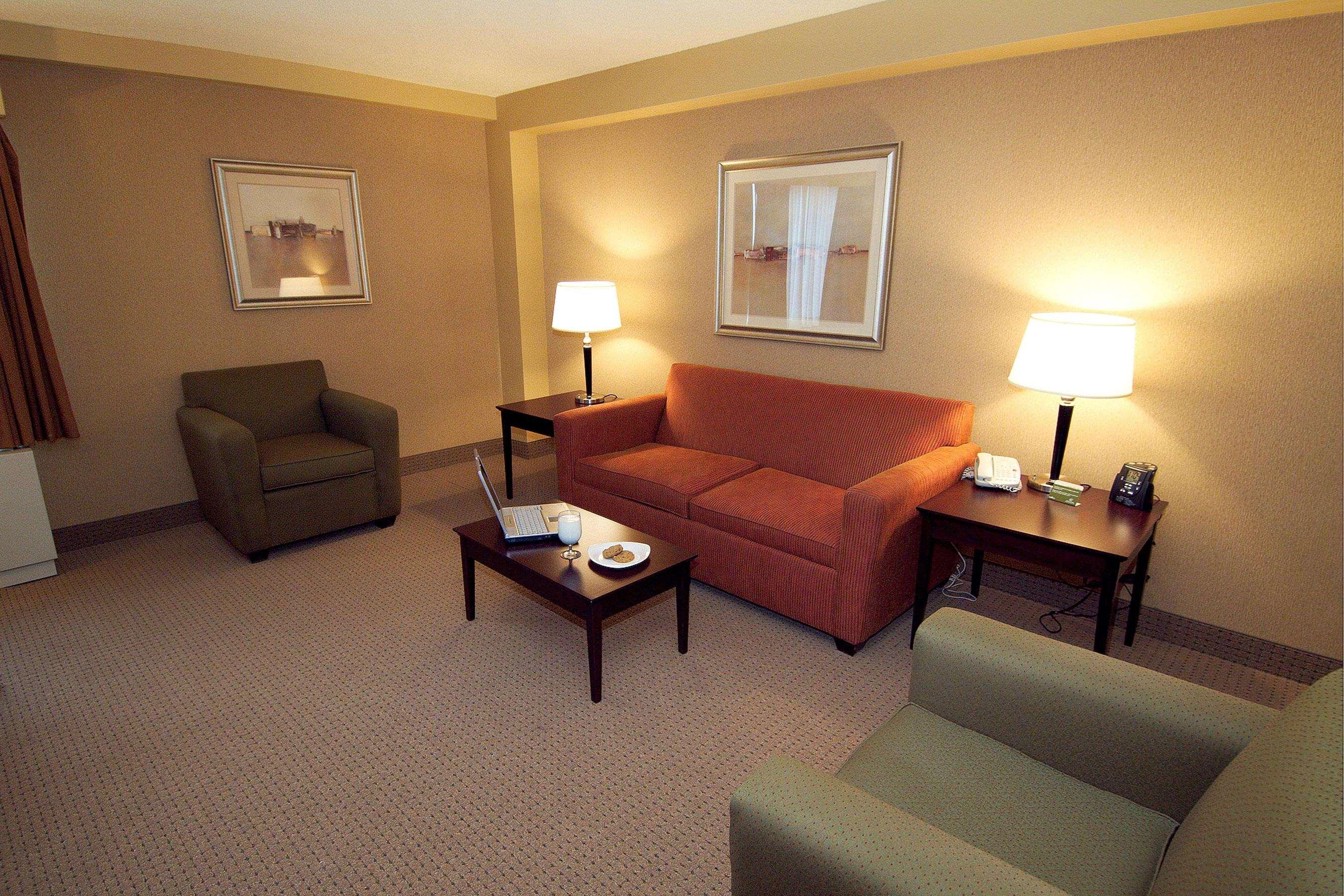Doubletree By Hilton Pittsburgh Airport Hotel Moon Township Eksteriør billede