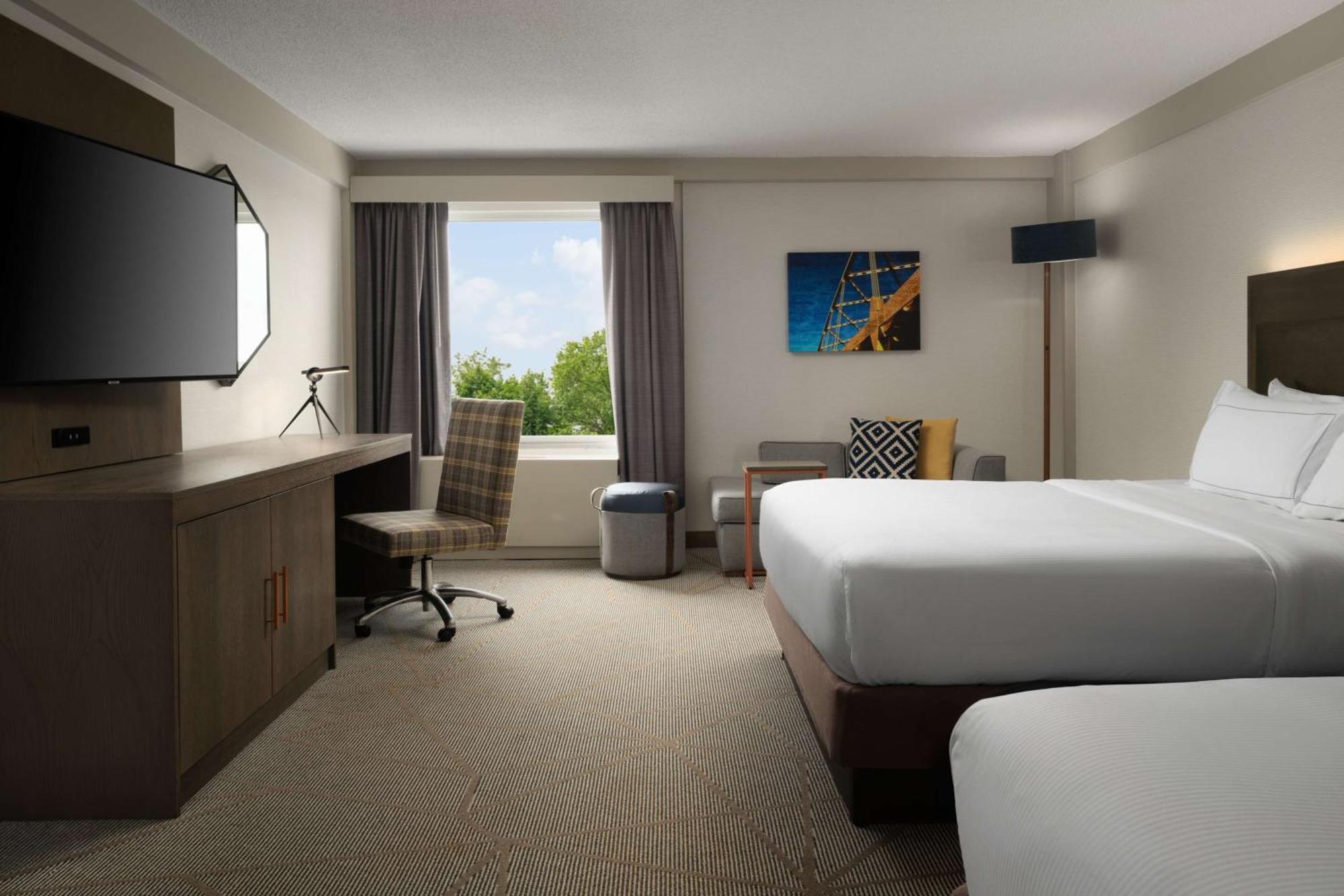 Doubletree By Hilton Pittsburgh Airport Hotel Moon Township Eksteriør billede