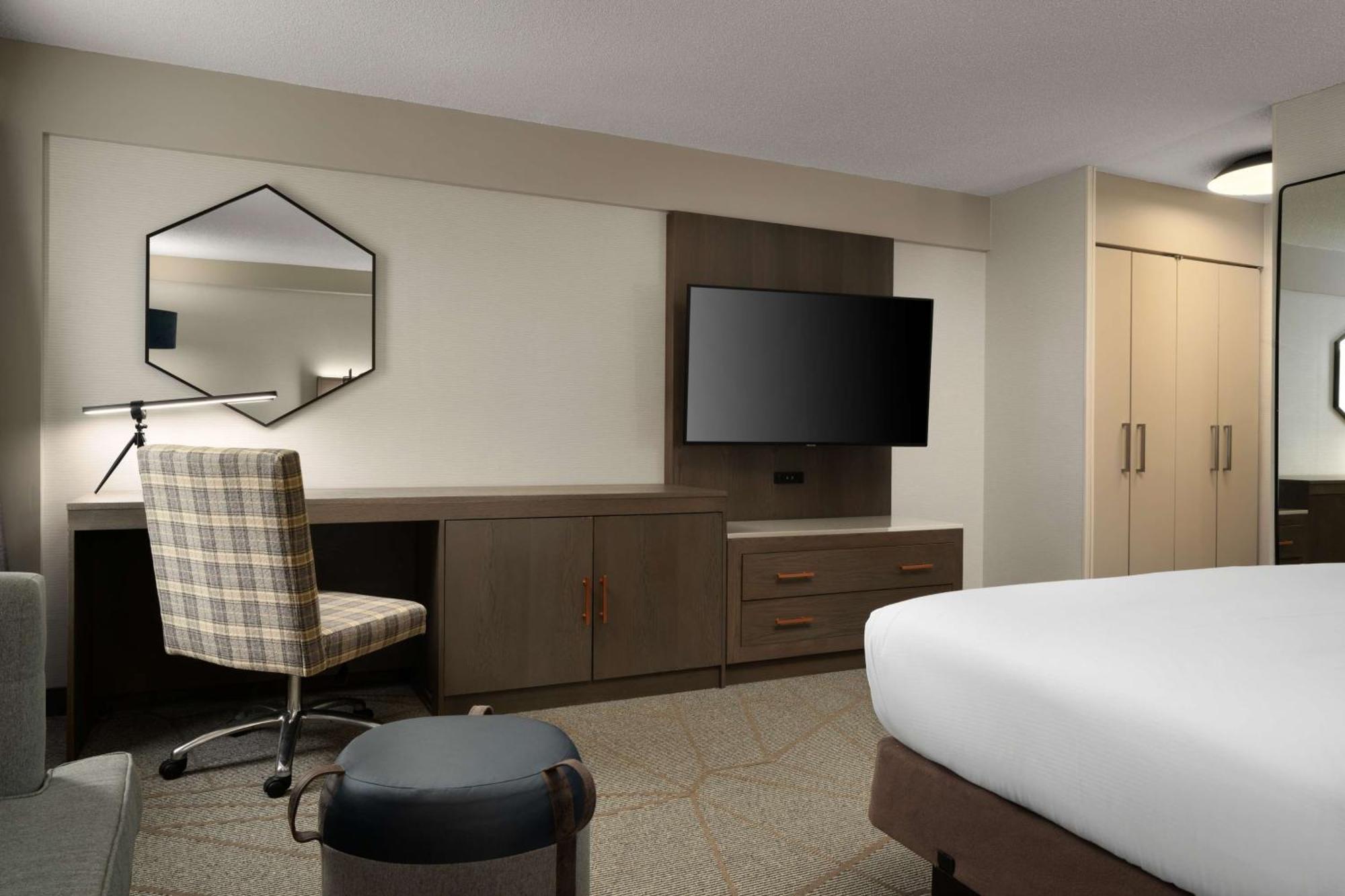 Doubletree By Hilton Pittsburgh Airport Hotel Moon Township Eksteriør billede