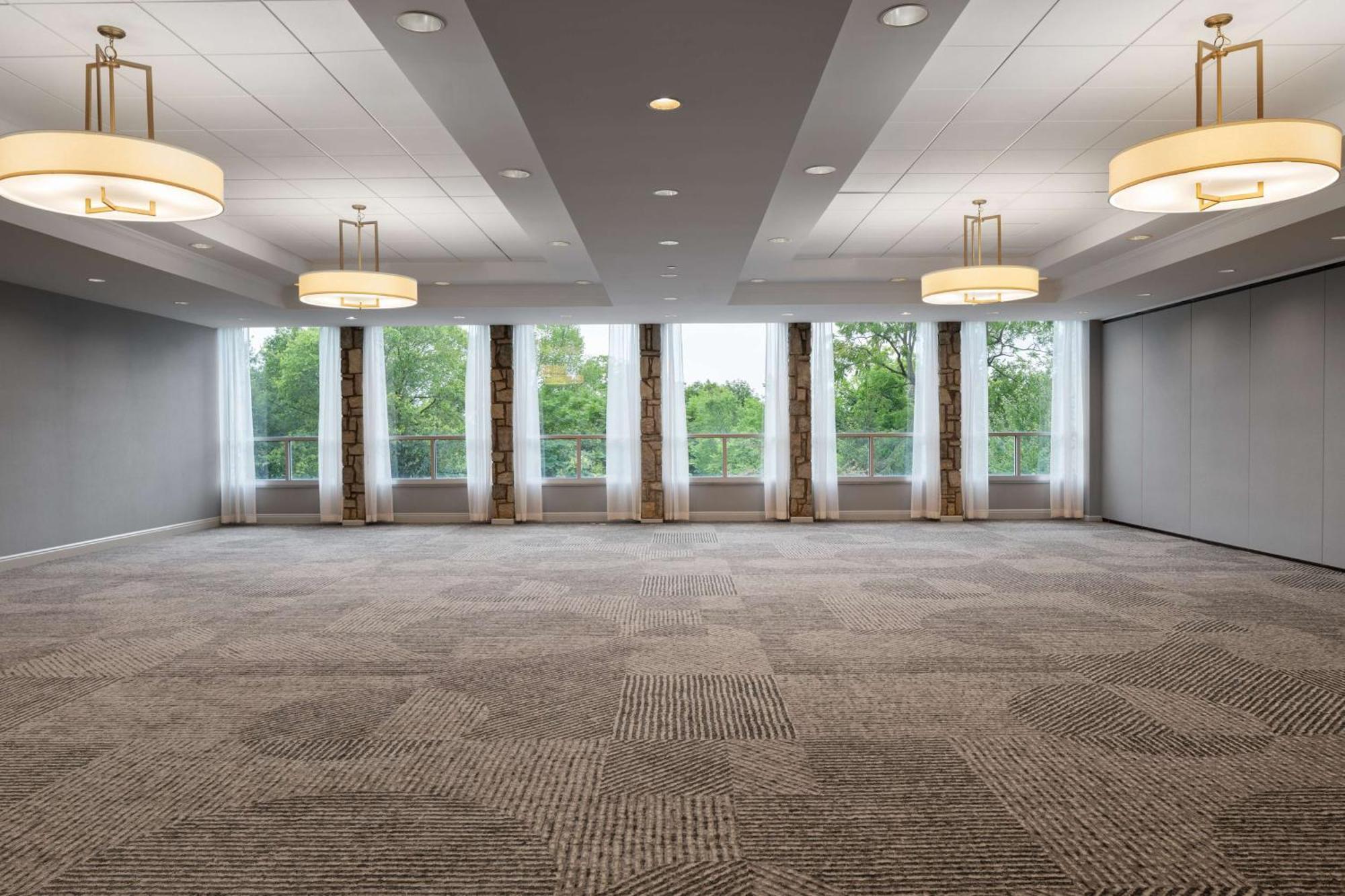 Doubletree By Hilton Pittsburgh Airport Hotel Moon Township Eksteriør billede